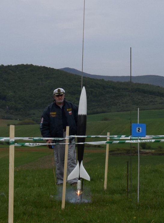  Mikiho Kvapka na T100 Ns